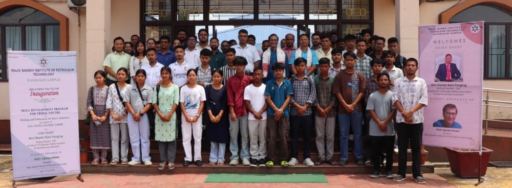 RGIPT Sivasagar Campus organises Skill Development Programme for Tribal Youths of Assam as a part of the Jan Jatiya Gaurav Varsh on the topics of "Welding and Fabrication for Heavy Industries" in presence of Director RGIPT and Chief Guest Shri Dembi Ram Panging, ONGC