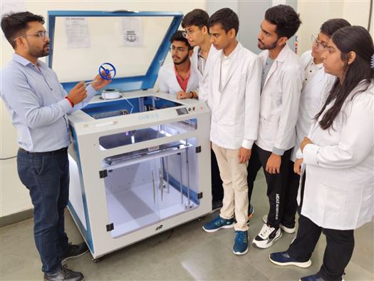 Hands-on Learning in Workshop Photo Gallery