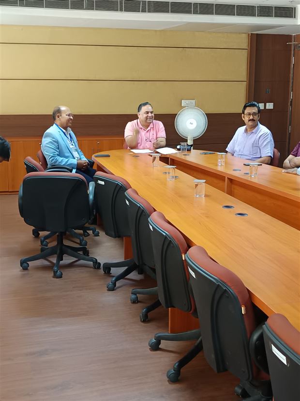 Visit of Professor Rajiv Manohar, University of Lucknow